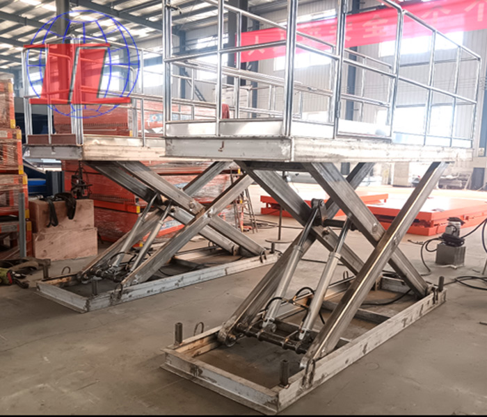 山东不锈钢升降机