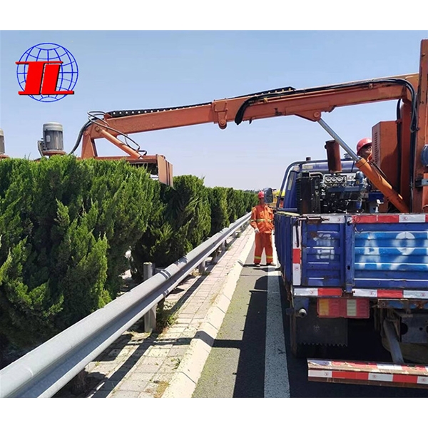 山东车载式绿篱修剪机